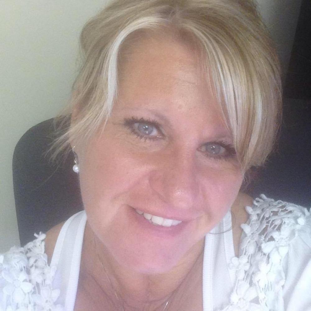 Meet your Posher, Regina